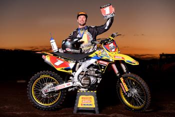 Matt Moss Re-Signs with Suzuki Australia