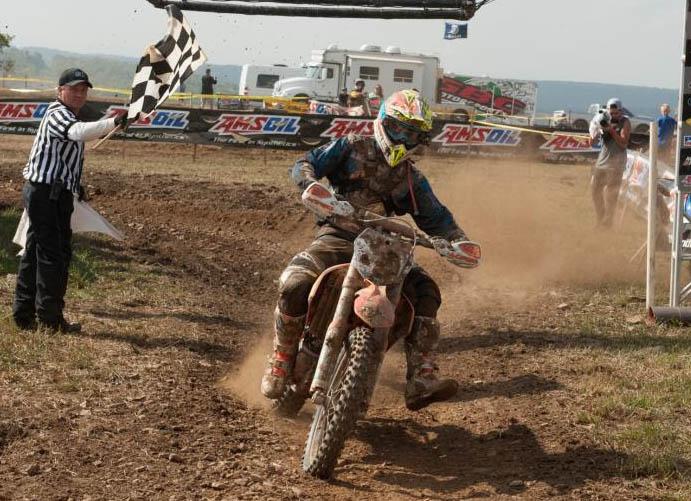 Russell lock up his second straight title on Sunday. 