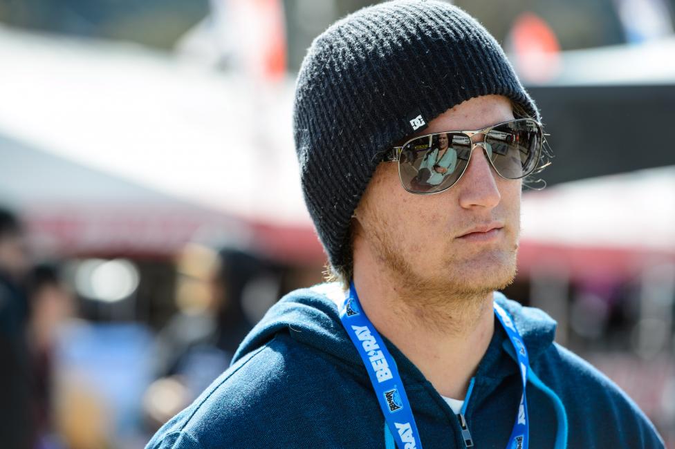 Larsen won the AMA Horizon Award as an amateur.