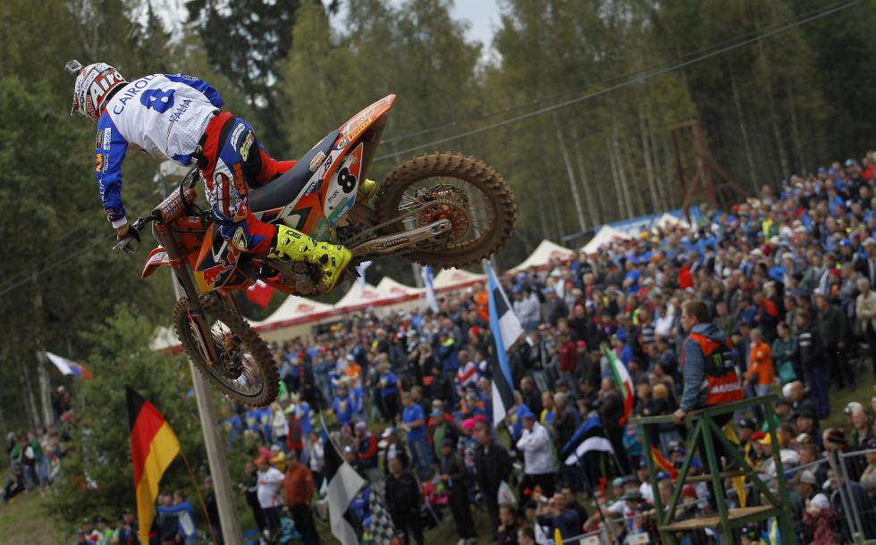 A big crash on Sunday derailed Cairoli's chances. 