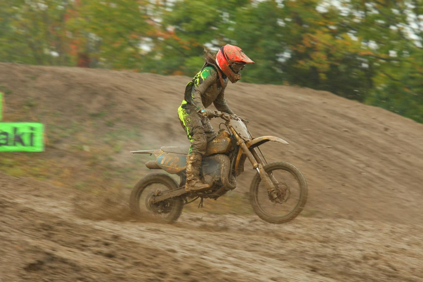 Hannah Hodges was on the gas at KROC. She finished second in the Women’s 14+ class and took the win in the Girls 9-15 class. 