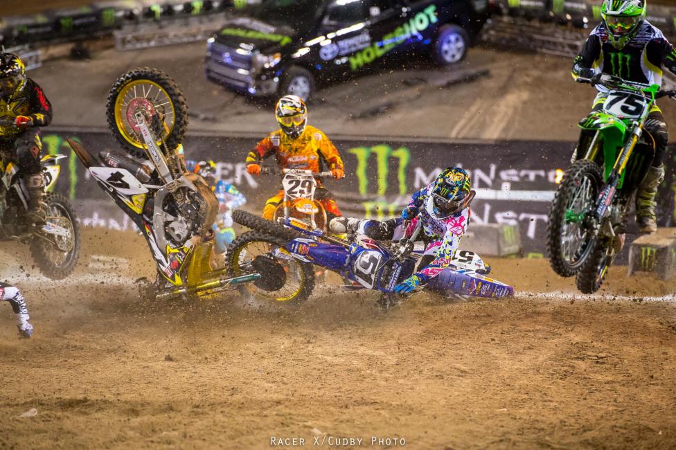 If you're wondering what happened to Barcia and Baggett in the third race, this is it.