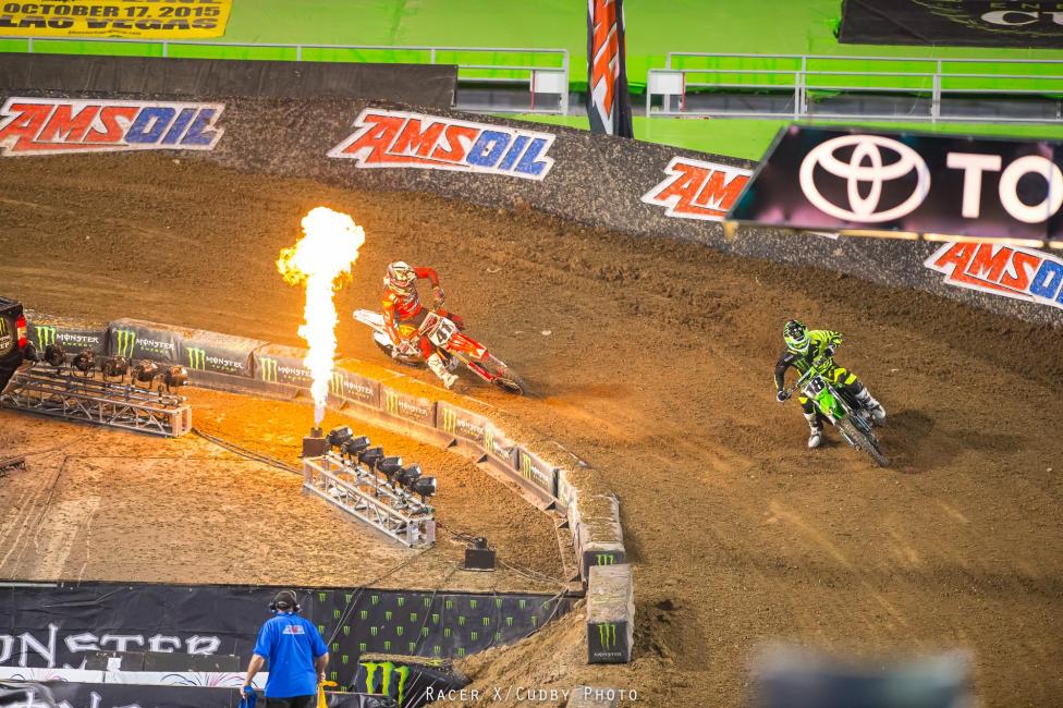 Canard was all over Millsaps early in the third main event.