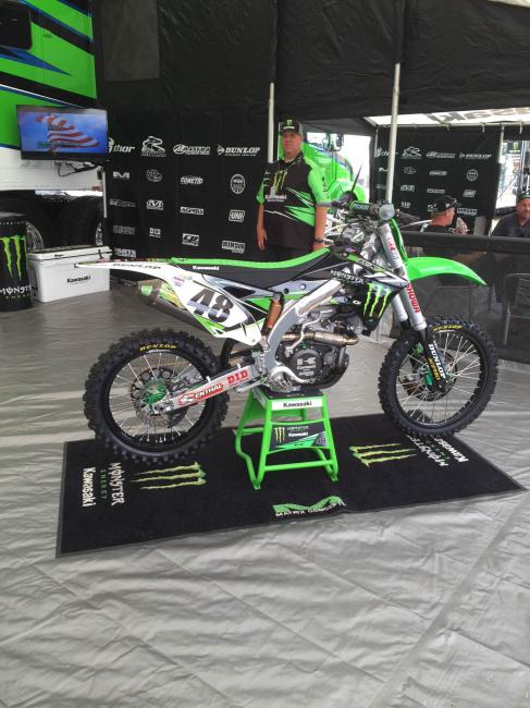 Wilbur's new digit and color.