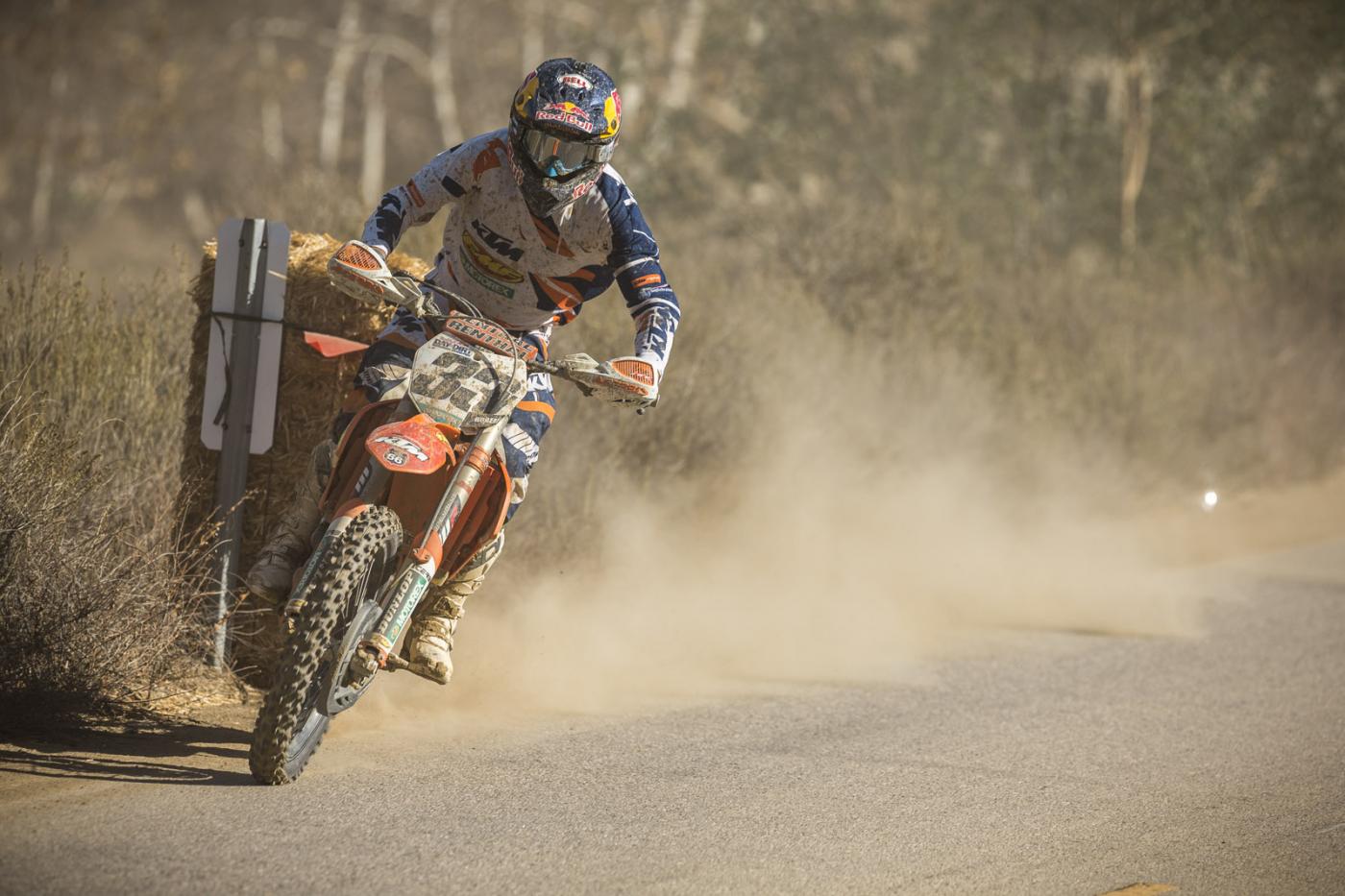 GM_141130_RBDAYINTHEDIRT_0442