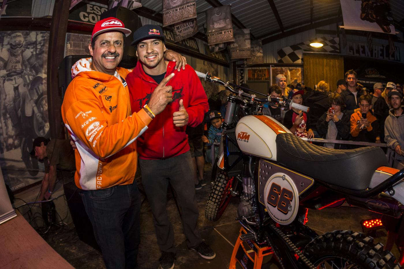 GM_141130_RBDAYINTHEDIRT_1088