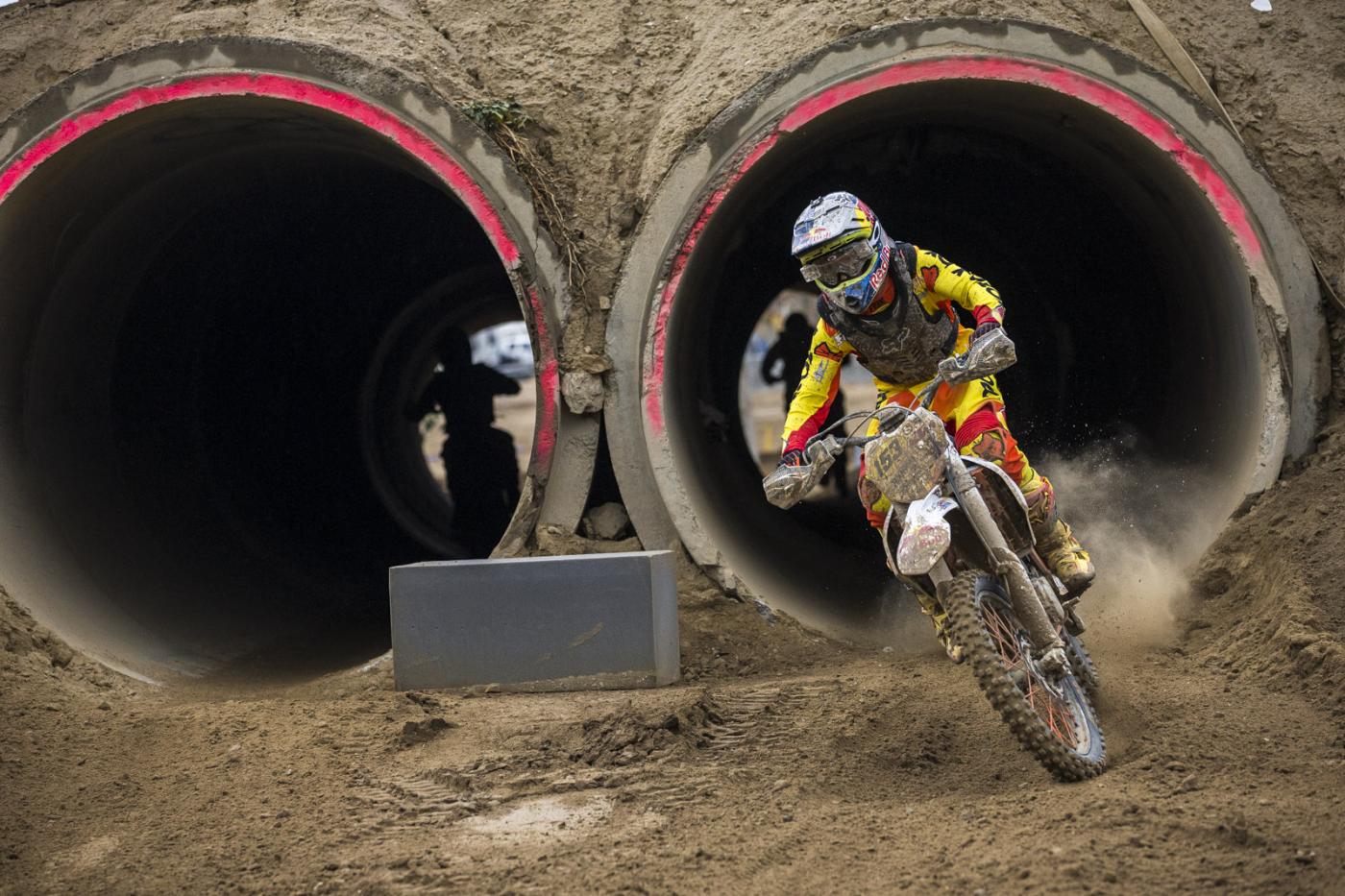 GM_141130_RBDAYINTHEDIRT_1648