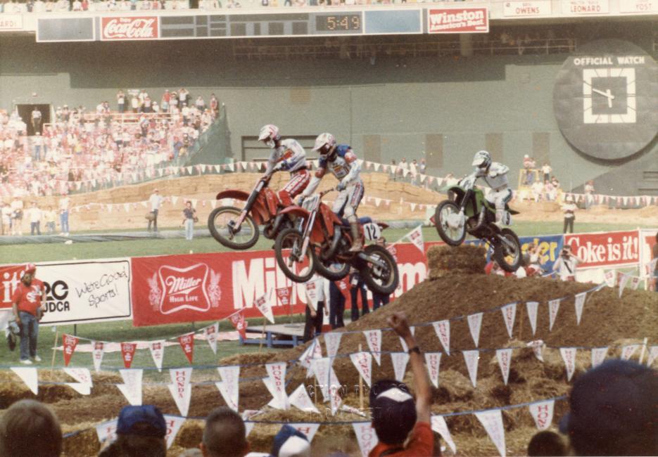Bailey, Hannah, and Ward battle in the main event at RFK Stadium, which was home to the Redskins back then.