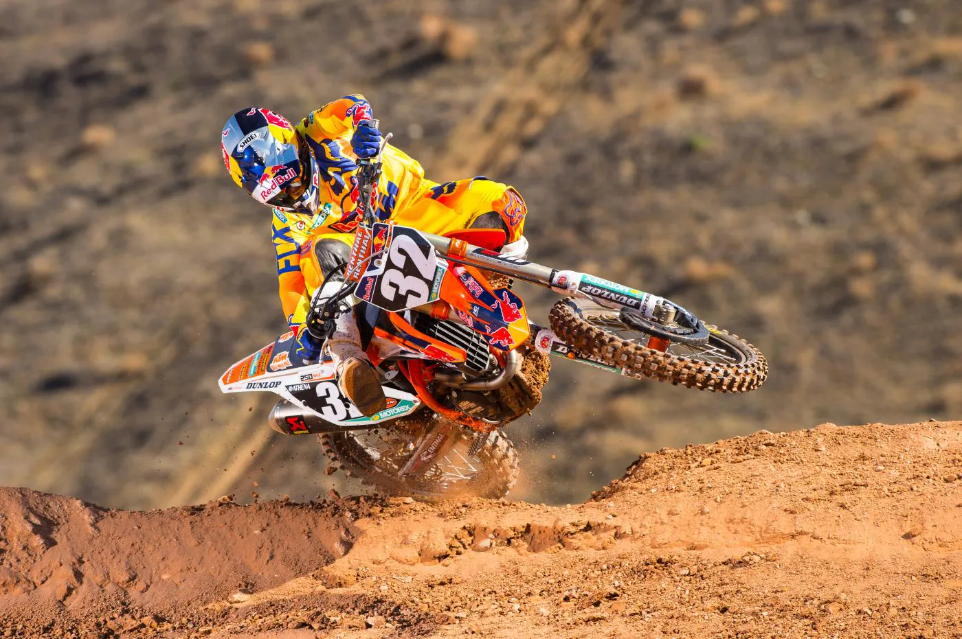 100756_Justin_Hill_32_4928