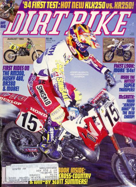 McGrath (15) battles with Kawasaki’s Mike Kiedrowski, who would win two rounds in 1993 and finish second in the final points.