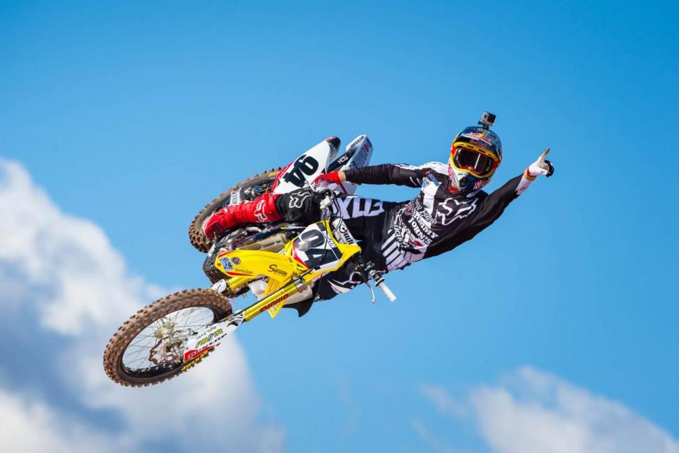 Ken Roczen joins the RCH/Soaring Eagle Suzuki team, and Broc Tickle returns to the team. 