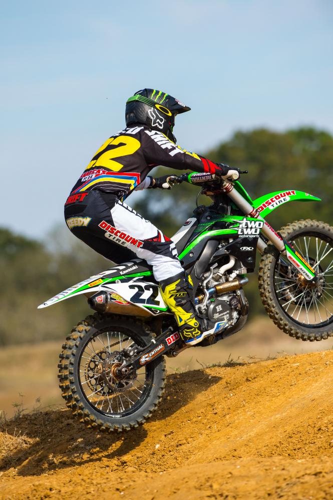 TwoTwo Motorsports Gallery - Racer X