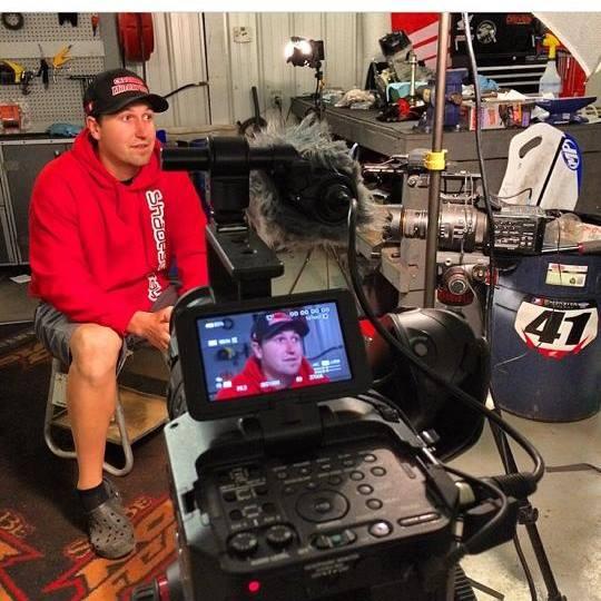 Albertson worked as Trey Canard's practice bike mechanic before working with his brother. 