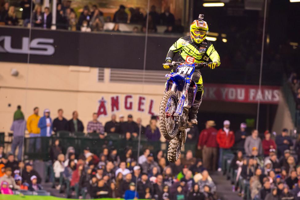 Nico Izzi finished sixteenth in his return to supercross. 