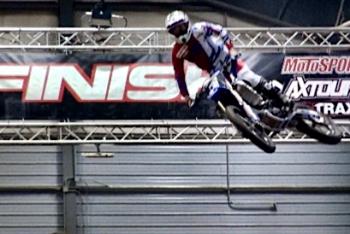 Johnny Moore Collects First Clash for Cash Win