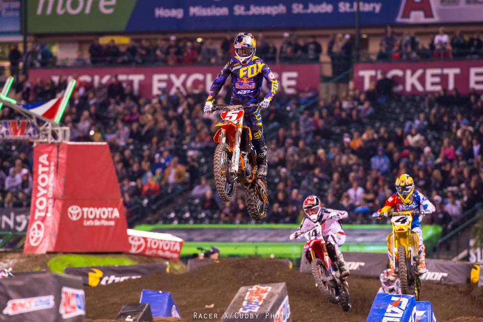 Though Blake Baggett (4) rode his best race of the season, Ryan Dungey (5) was simply on rails all day today.Photo: Simon Cudby
