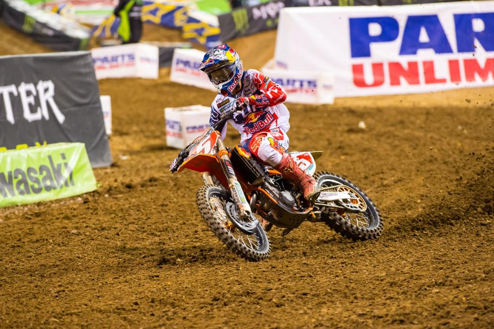 Ryan Dungey made his fifth podium of the season and still controls the standings.