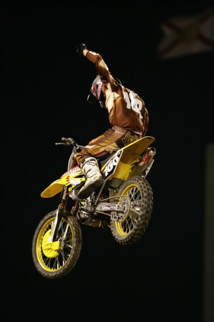 Davi Millsaps went from amateur to pro with Suzuki, then rode for Honda and Yamaha before finally winning a 450SX on yellow.