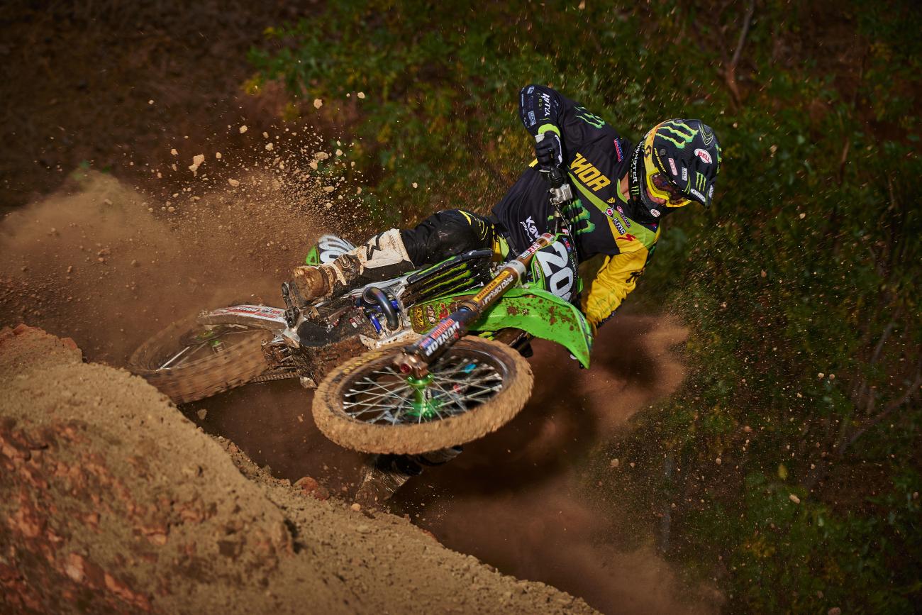 Between the Motos: Arnaud Tonus