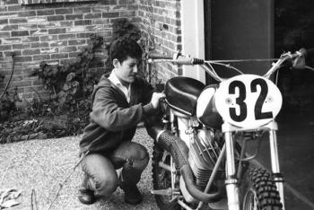 Lyle Lovett Honored by Legends and Heroes Tour