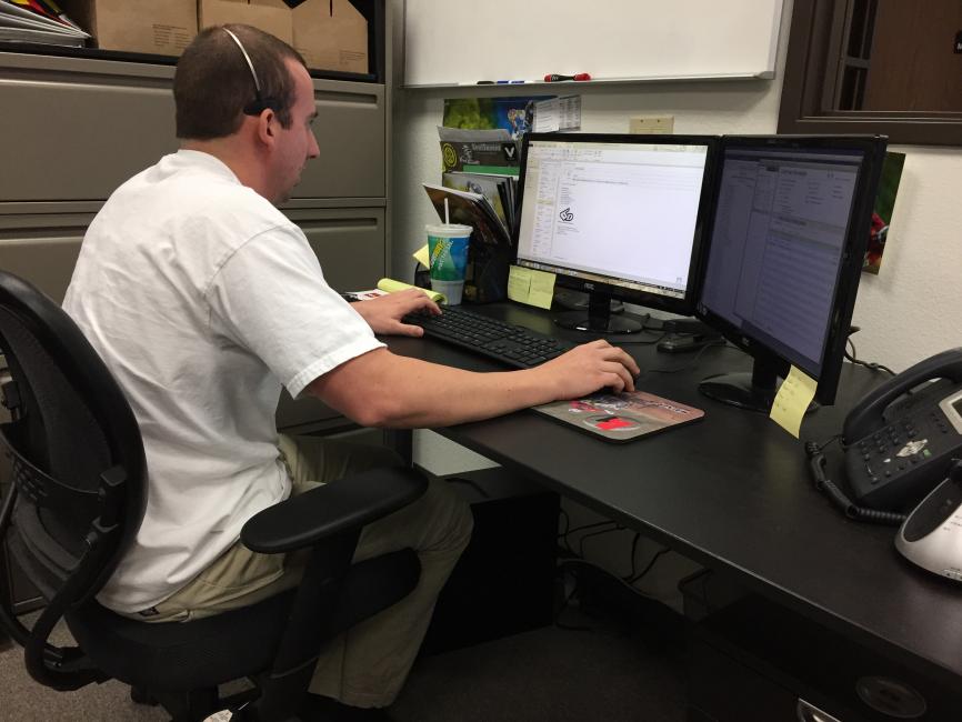 Tyler Wilson putting in double time, hands free. 