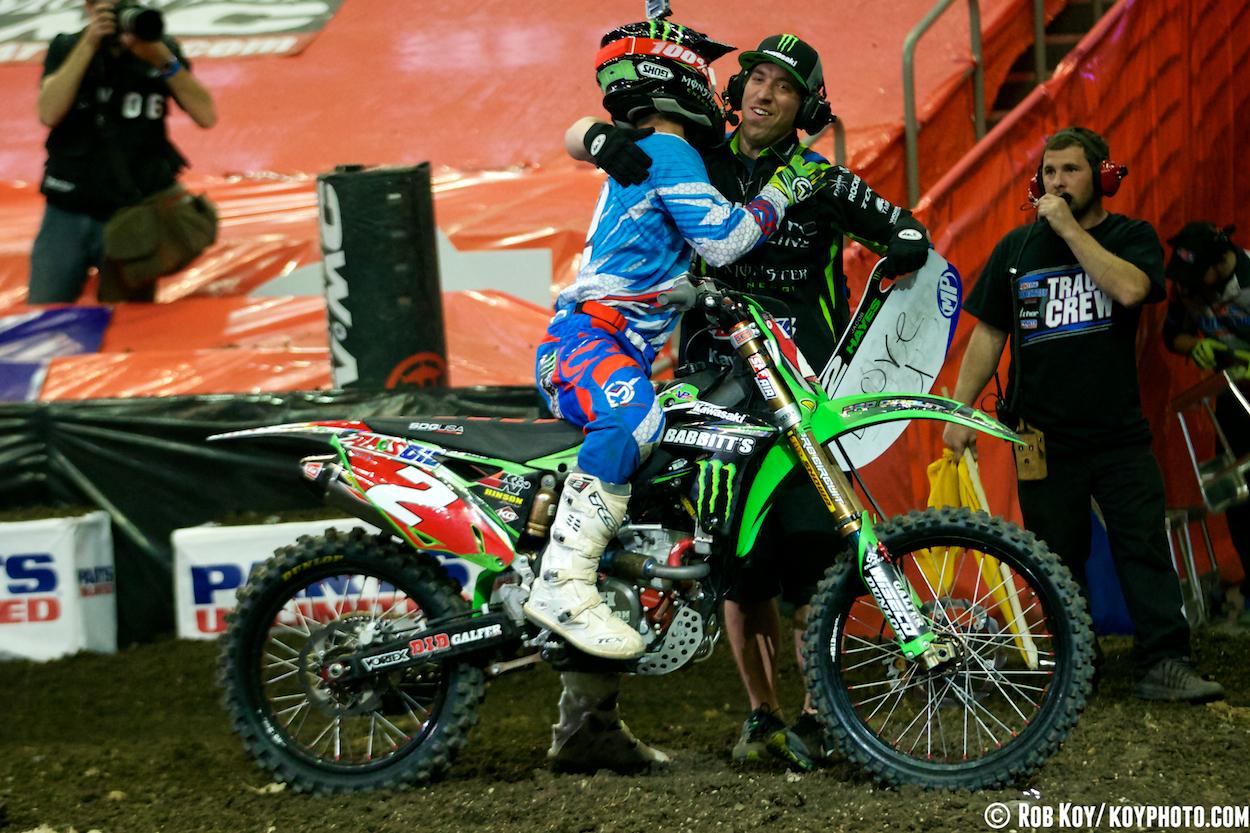 TAMPA-AX-NIGHT-_1031