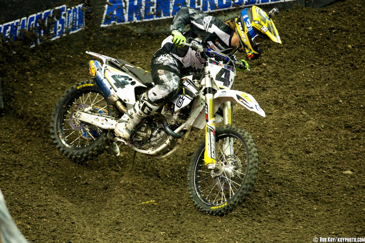 TAMPA-AX-NIGHT-_0779