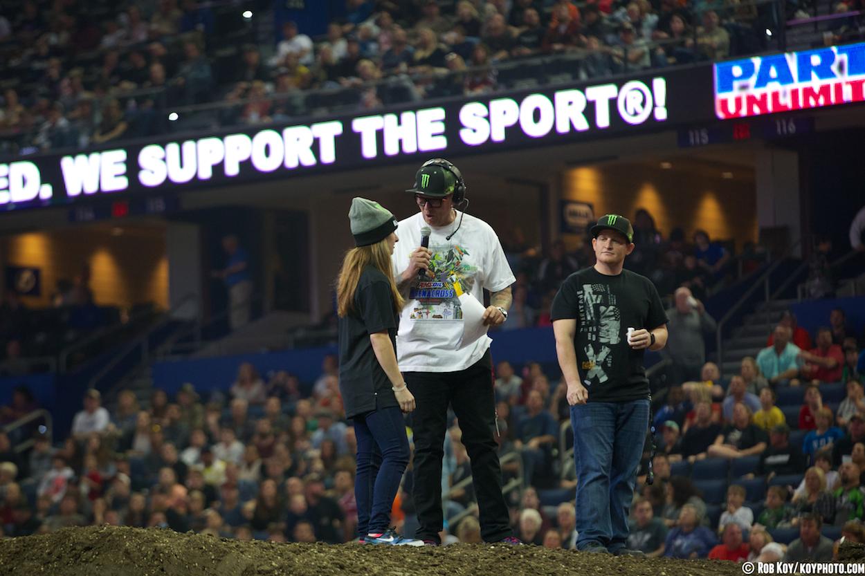 TAMPA-AX-NIGHT-_0389