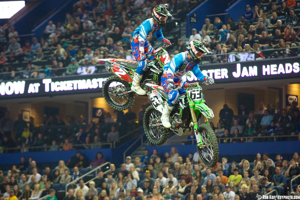 TAMPA-AX-NIGHT-_0586