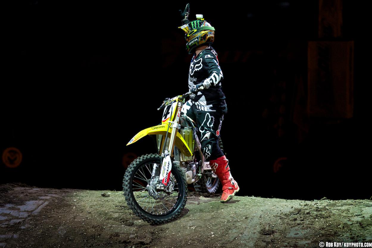 TAMPA-AX-NIGHT-_0081