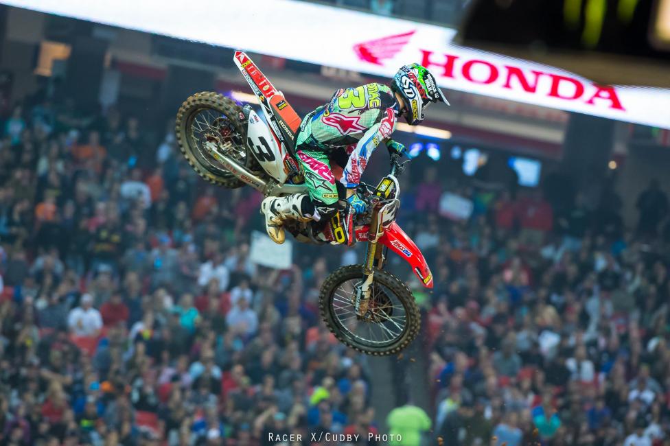 After a bunch of weird crashes the last few weeks, Eli Tomac logged a solid ride and finished second. 