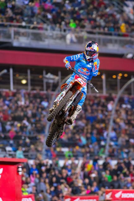 Ryan Dungey won his second main event in a row at Daytona. 