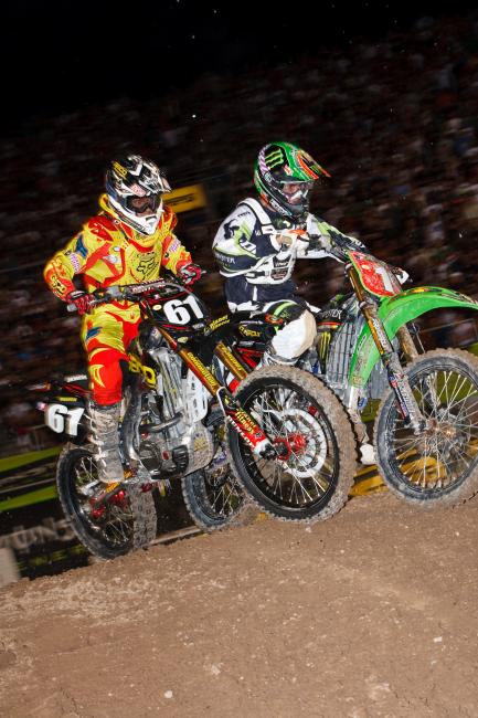 Blake Wharton's red GEICO Honda turned black in Vegas. 