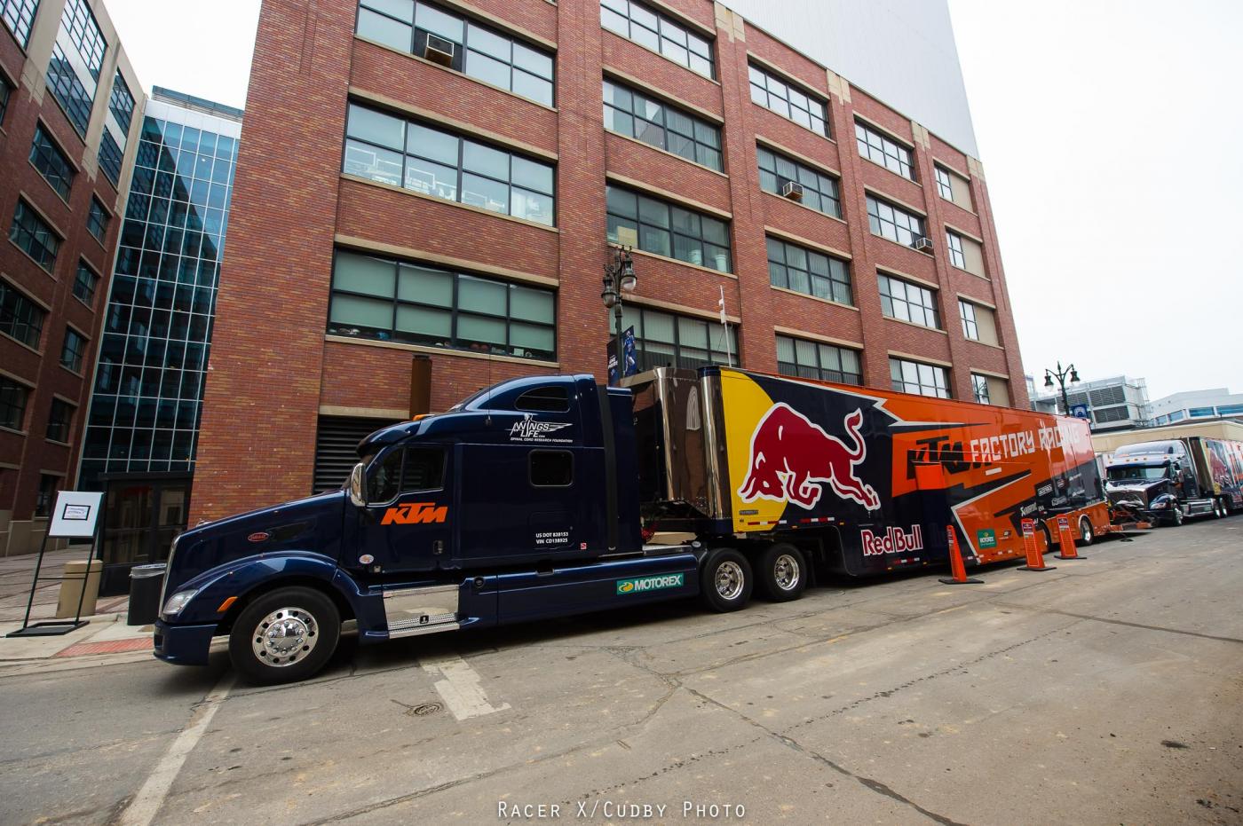 Misc-DetroitSX2015-Cudby-039