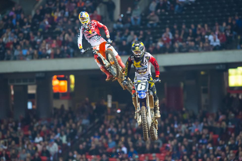 Best 250 battle of the year: Atlanta 1, Jeremy Martin fights through Musquin, Justin Bogle, and Martin Davalos. Good racing!