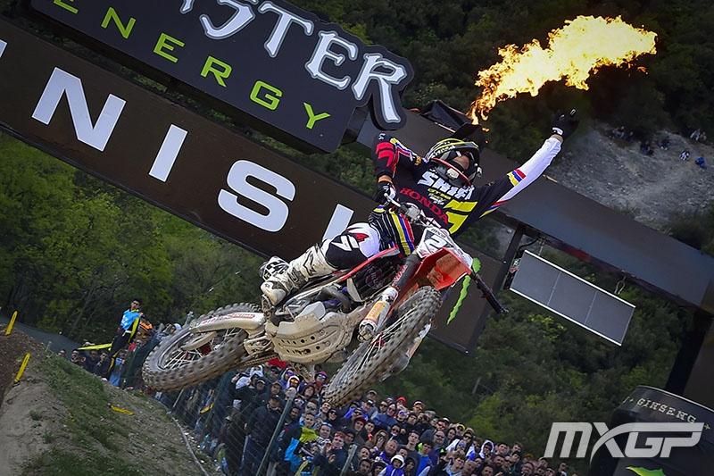 Tim Gajser got the second moto win on his HRC Honda. 