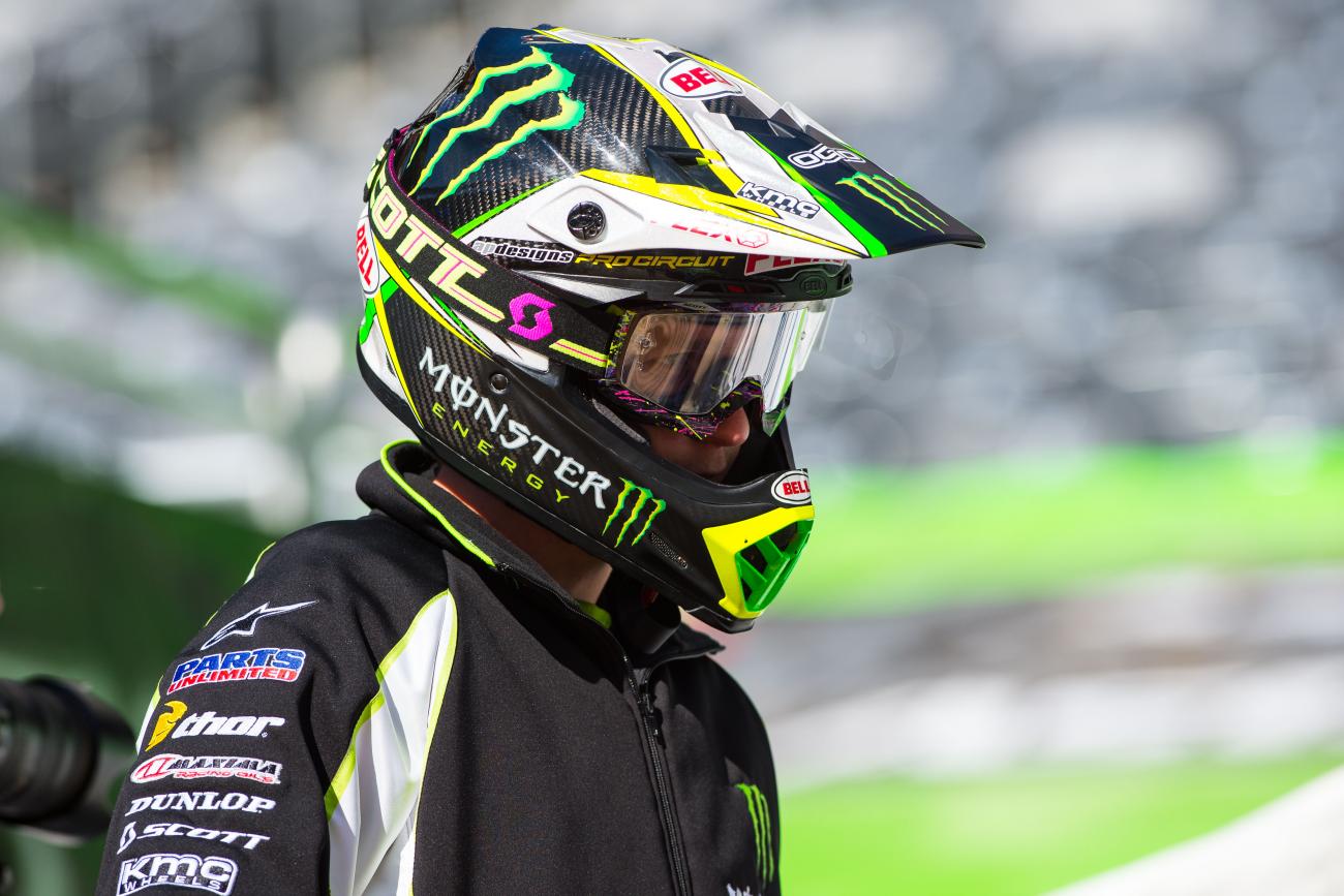 Sign of the (Lap) Times: East Rutherford