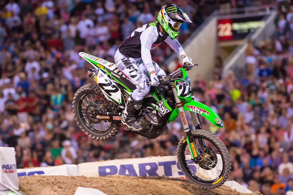 Reed seemed secure in fourth, but then suddenly slowed his pace and dropped to seventh. It seemed like a bike problem from our guess, but the TwoTwo team wouldn't say.