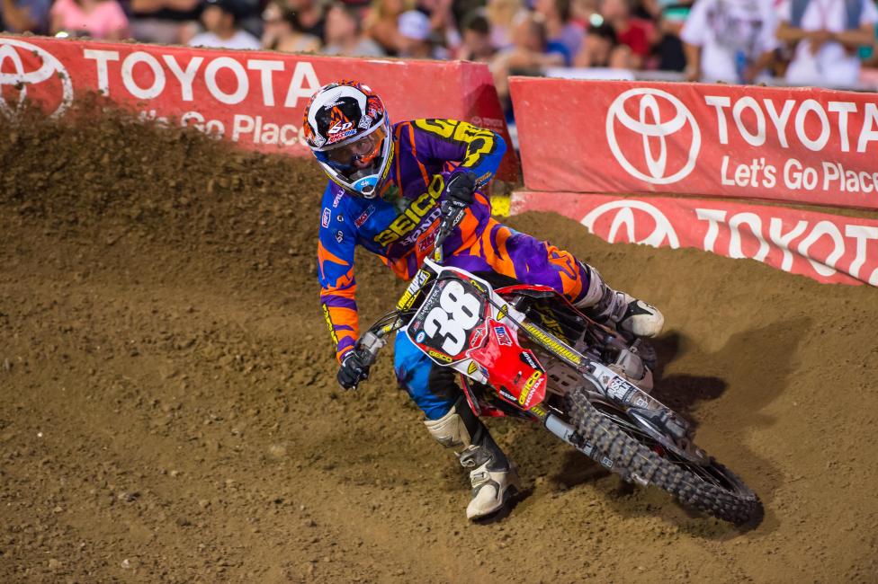 More GEICO Hondas! Matt Bisceglia came from way back to third. It was impressive. 