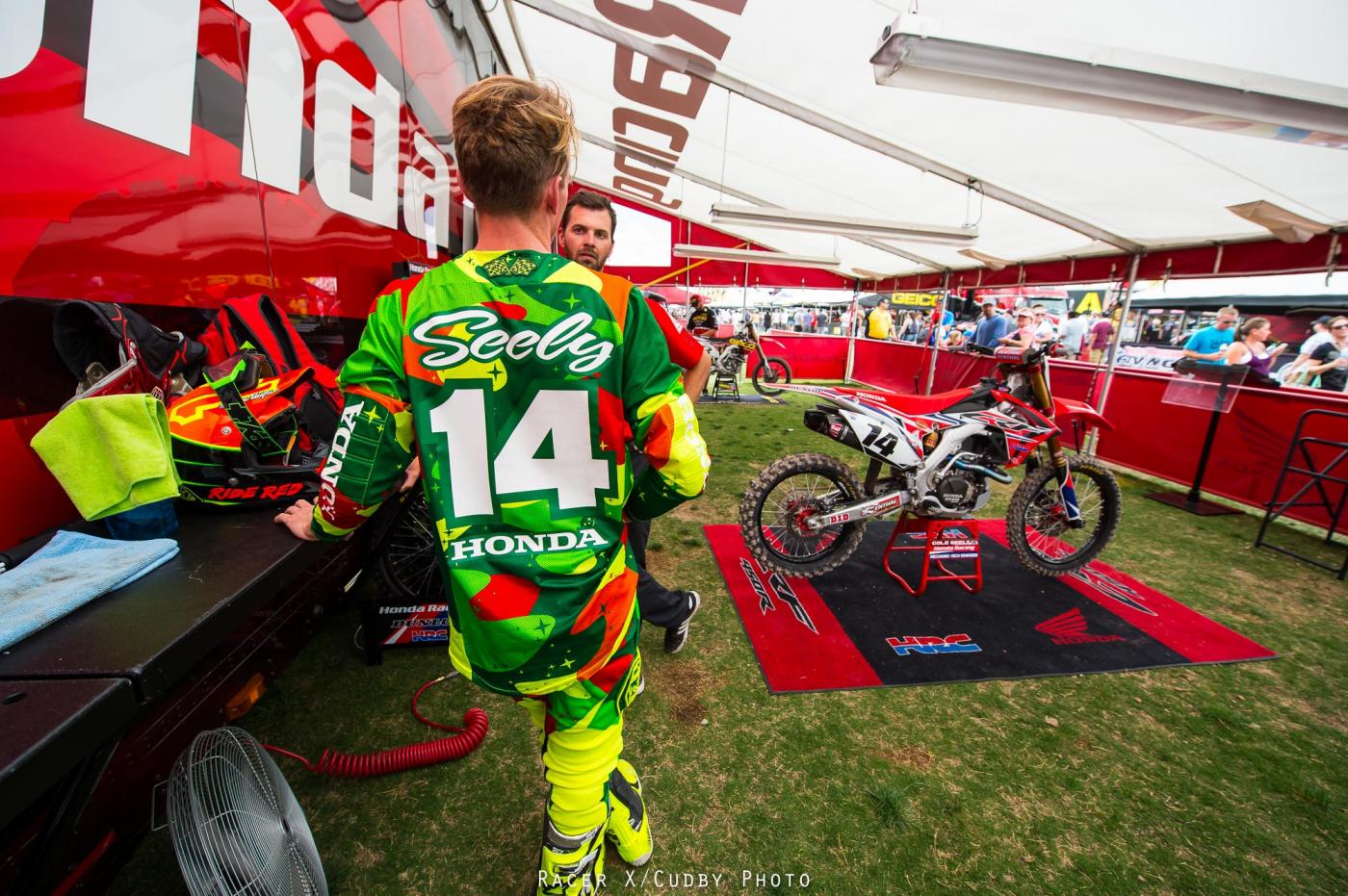 Seely-VegasSX2015-Cudby-004