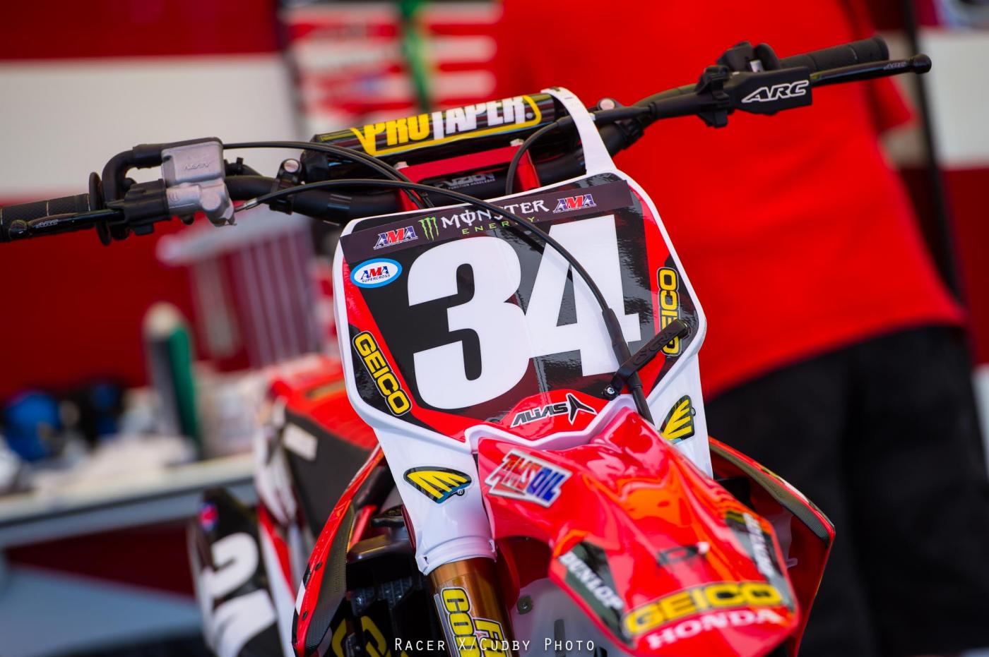 StewartM-VegasSX2015-Cudby-001