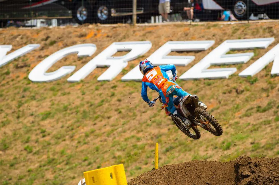 Ryan Dungey leaves the second-straight round with the red plate after capturing the overall win with 1-2 moto scores. Photo: Cudby