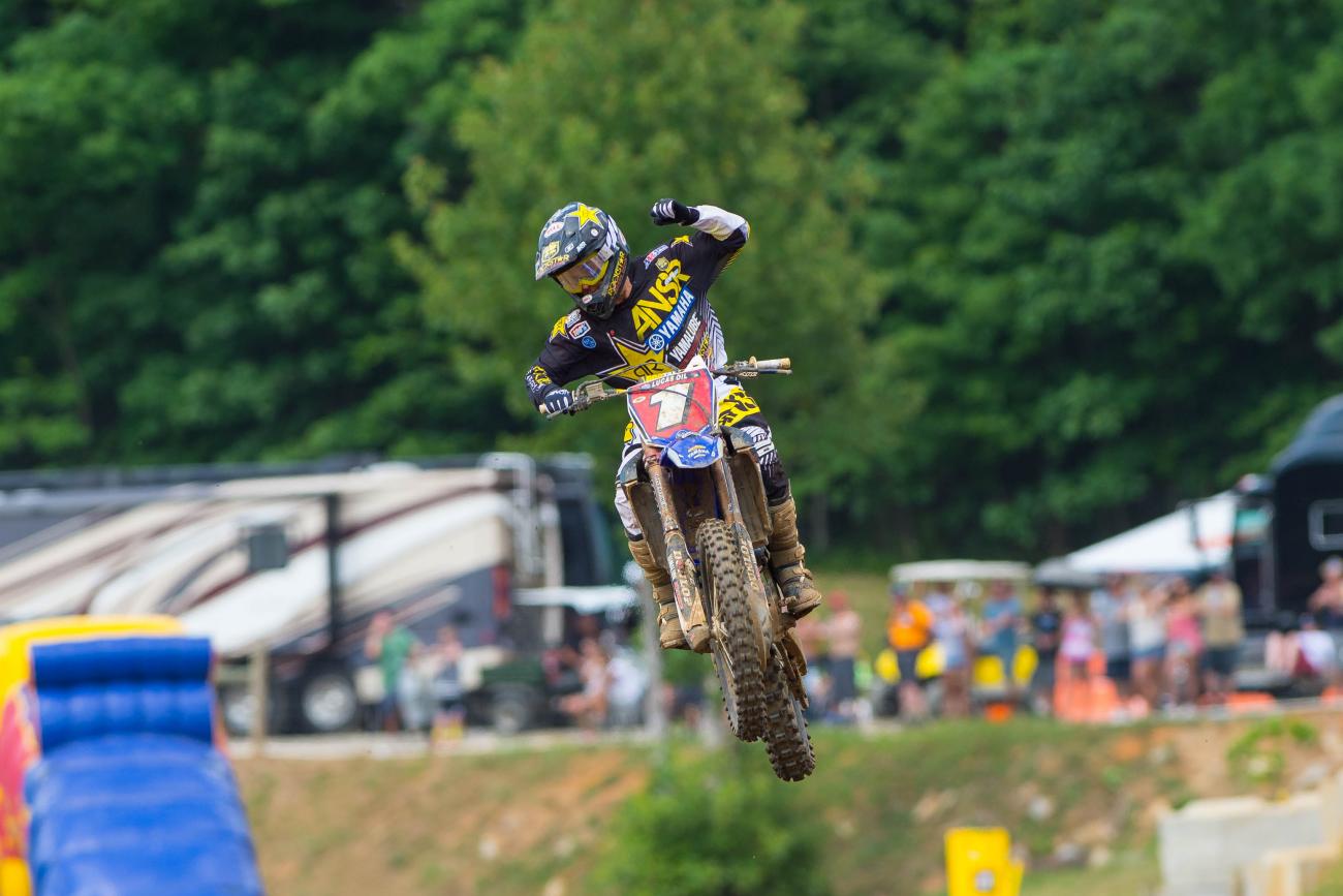 Open Mic: Muddy Creek