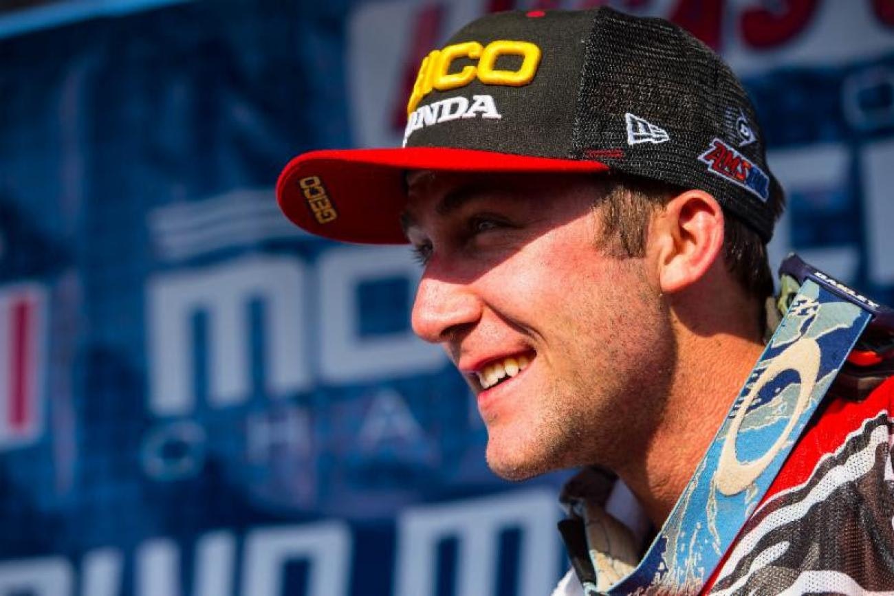 Eli Tomac Undergoes Successful Shoulder Surgery