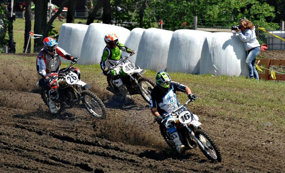 Dogger (#16) out front at the recent Unadilla Classic Rewind.