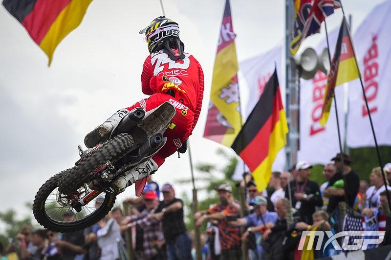 Gajser took a sizeable chunk out of Herlings' lead.