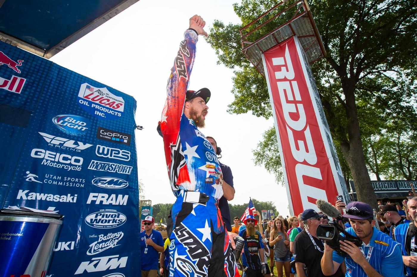 Barcia celebrates the win.
