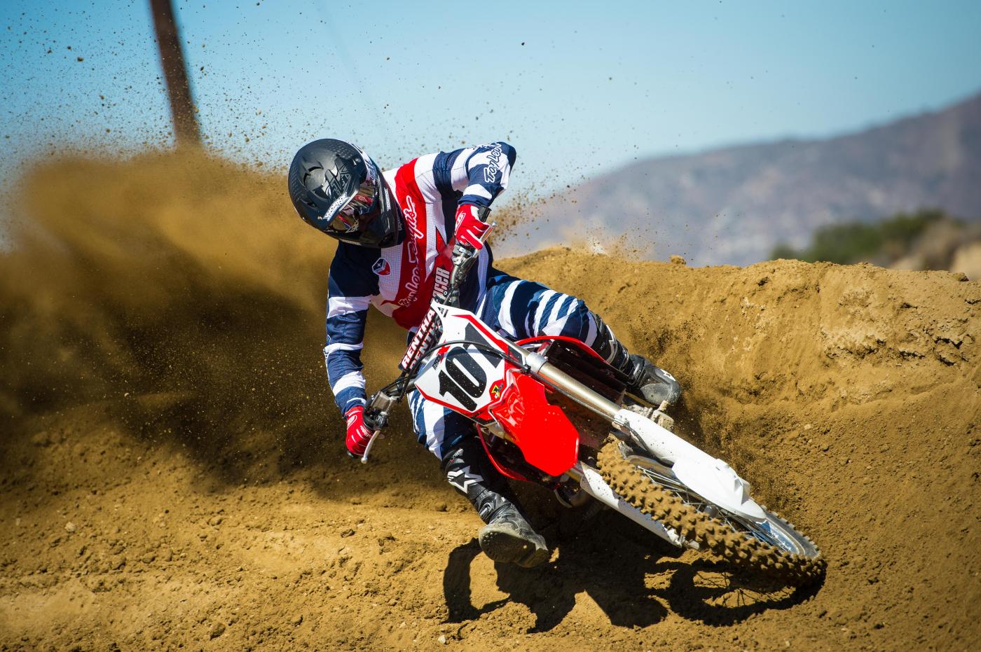 HondaCRF450R-2016-Cudby-018