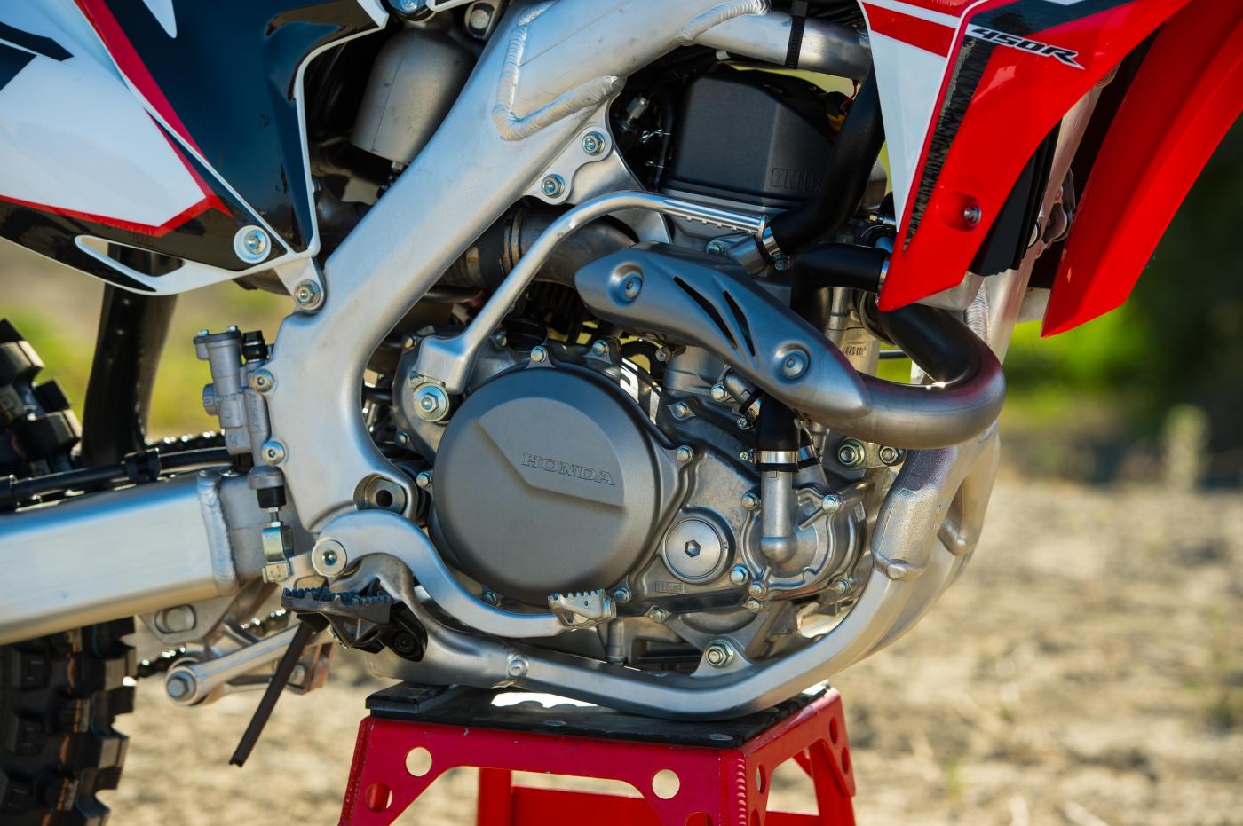 HondaCRF450R-2016-Cudby-006