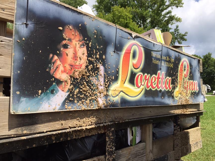 Loretta Lynn herself, roosted!